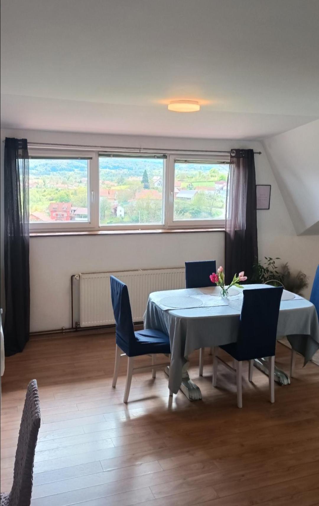 Apartman Petra Zabok Exteriör bild