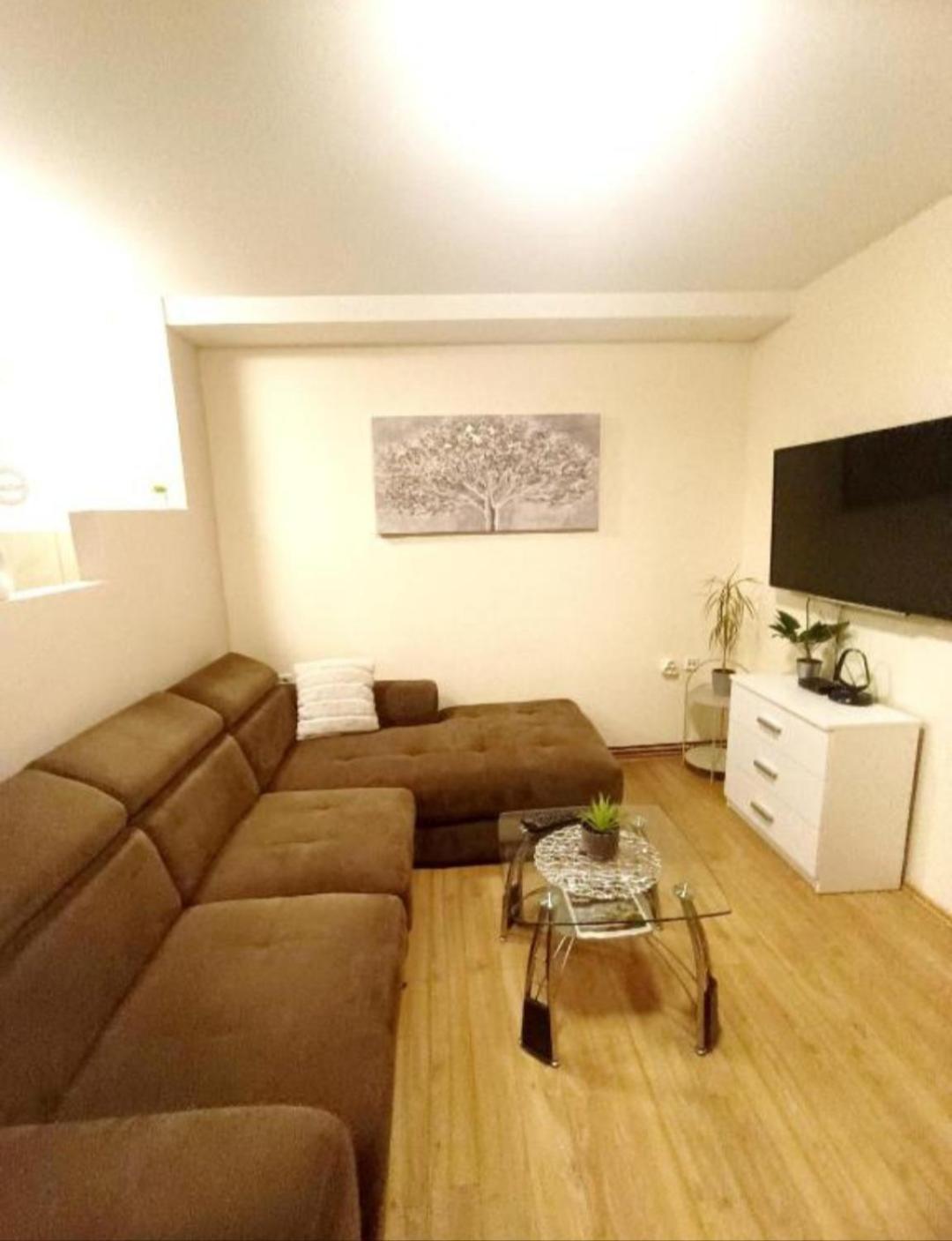 Apartman Petra Zabok Exteriör bild